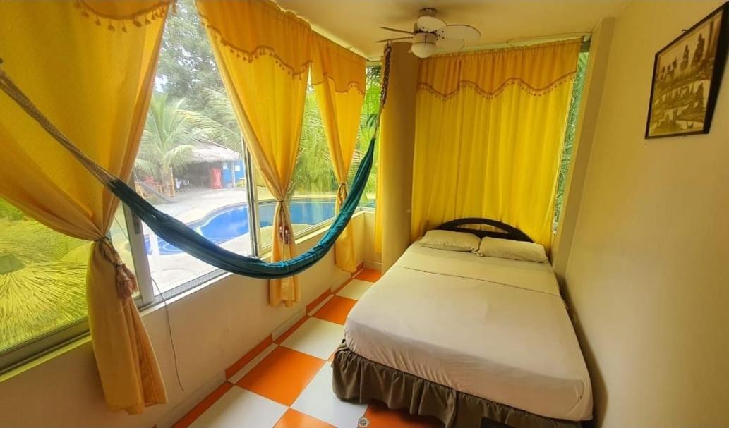 Rio Suites Tonsupa Exterior photo